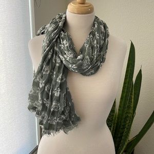 Luxe Skull and Crowns Scarf